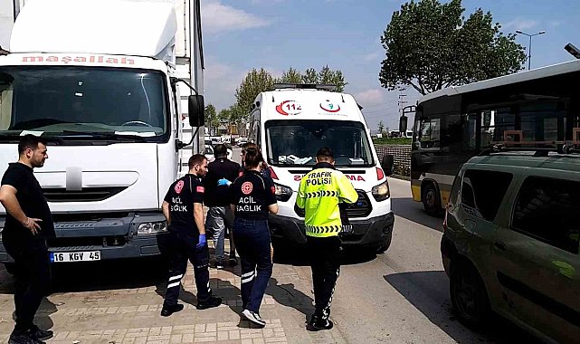 Kafa kafaya çarpıştılar: 4 yaralı