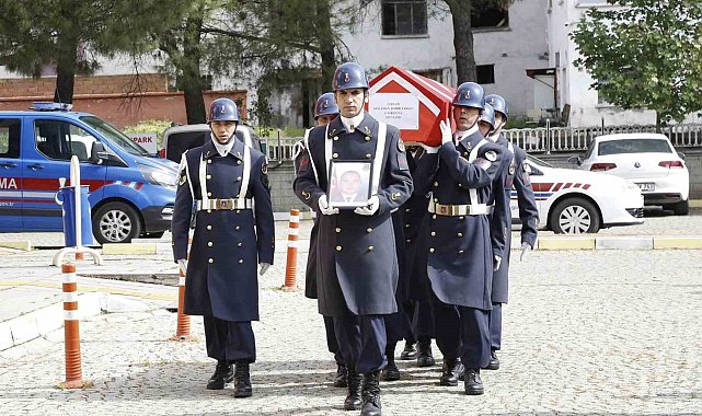 Karakol komutanı trafik kazasında hayatını kaybetti