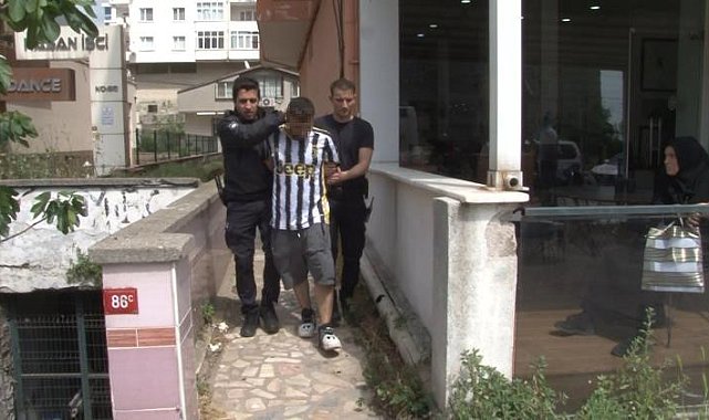 Kartal'da uyuşturucu kullanan gençler arasında kavga: 1 kız, 3 erkek gözaltına alındı