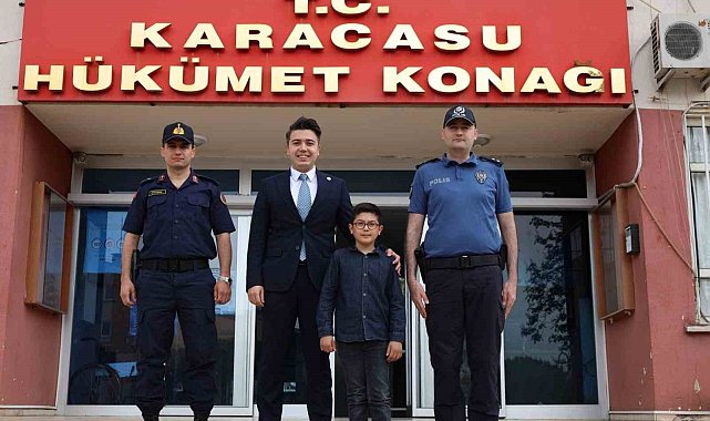 Kaymakam Gündoğdu koltuğunu Karabacaklı'ya devretti