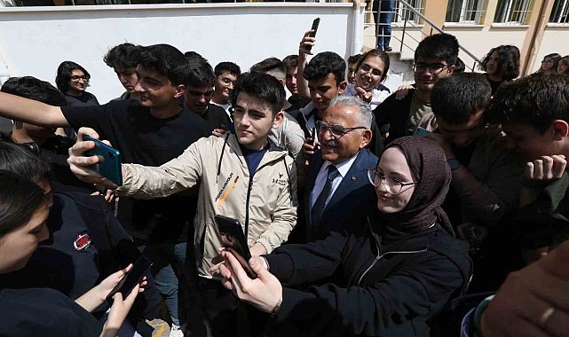 Kayseri Büyükşehir'den 18 milyon TL'lik eğitim desteği