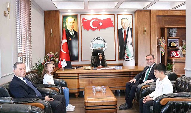 Keles'in çiçeği burnunda Belediye Başkanı Ali Doğru 23 gün sonra koltuğu devretti