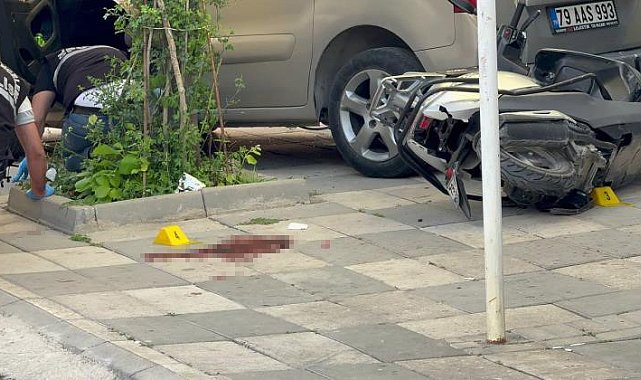 Kilis'te 14 yaşındaki çocuğun kullandığı araç yayalara çarptı: 1 ölü, 2 yaralı