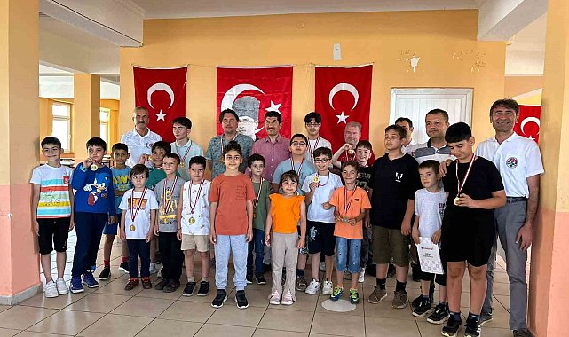 Köyceğiz&#039;de gerçekleşen Satranç Turnuvası&#039;na 72 sporcu katıldı