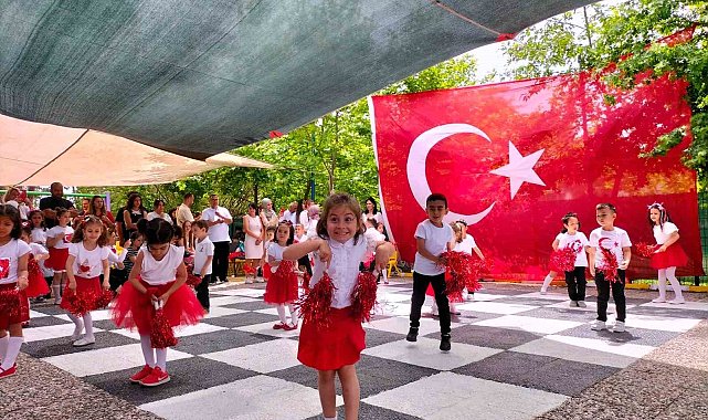Köyceğizli miniklerden coşkulu 23 Nisan kutlaması