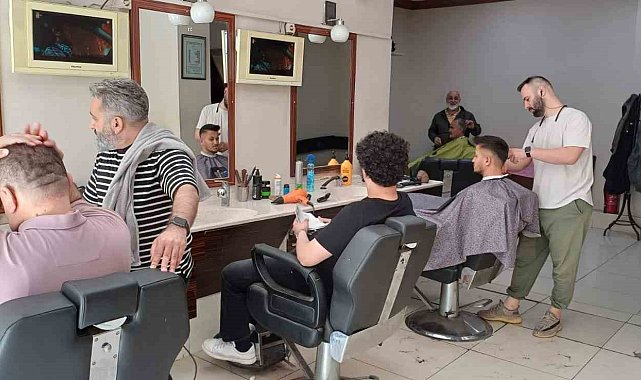 Kuaförlerde bayram yoğunluğu başladı