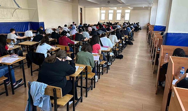 Kütahya Nafi Güral Fen Lisesinde KÜMATFEN sınavları