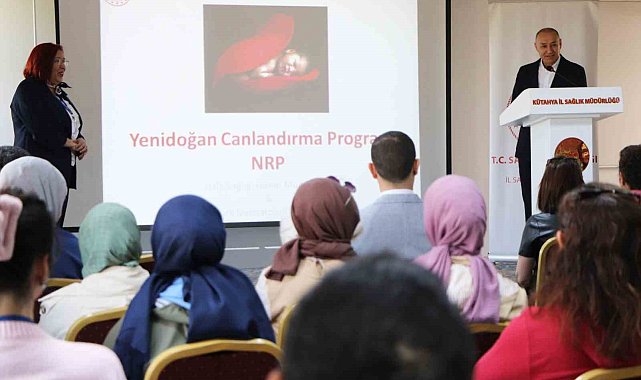 Kütahya'da sağlık personeline ilk Yenidoğan Canlandırma Programı eğitimi