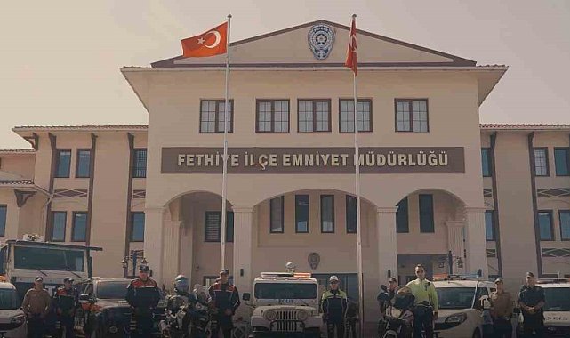 Likya Çocuk Korosu'ndan polislere anlamlı klip