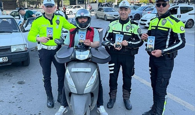 Manisa'da emniyetten motokuryelere eğitim