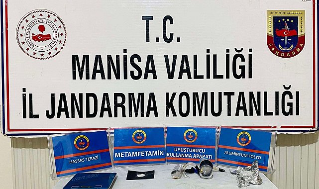 Manisa&#039;da jandarmadan torbacı operasyonu