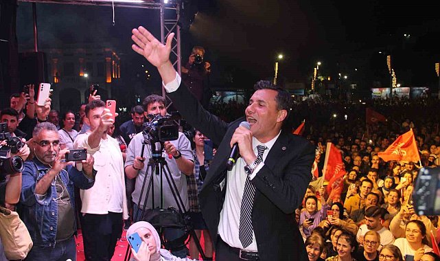 Manisa'da sandıktan CHP çıktı