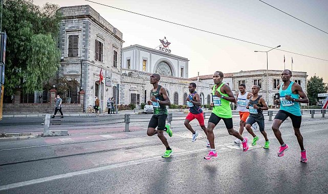 Maraton İzmir'de geri sayım başladı