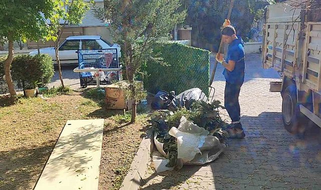 Marmaris&#039;te 9 günde bin 400 ton atık toplandı