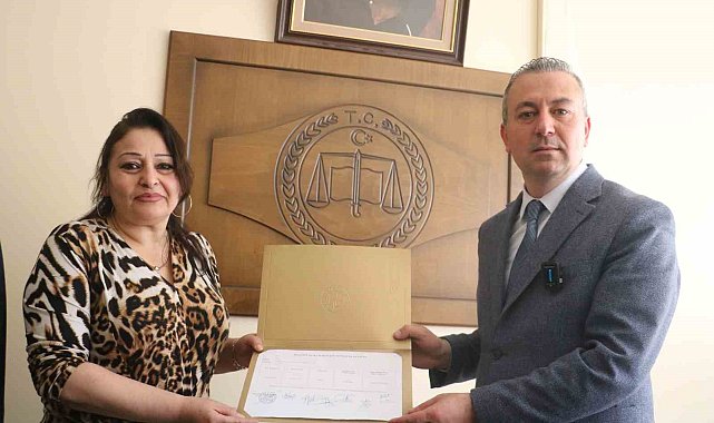 Mazbatasını alan Uzun: "Kimsenin ekmeğiyle oynamayacağız"