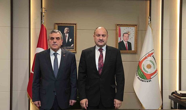 Mehmet Kasım Gülpınar görevi devraldı