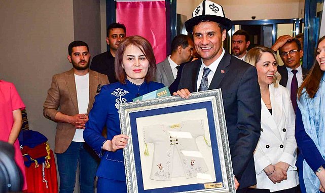 Mesir için Manisa'ya gelen yabancı misafirler yemekte ağırlandı