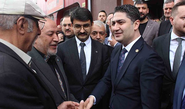 MHP'li Özdemir partililerle bayramlaştı