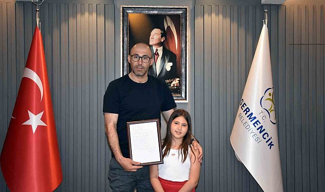 Minik Ertan'dan Başkan Zencirci'ye şiir sürprizi