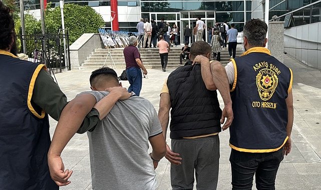 Motosiklet hırsızı 3 şahıstan 2'si yakalandı