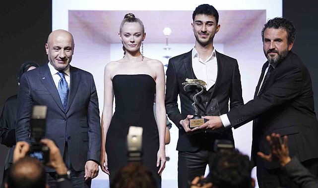 Mücevher'den ödül çıktı