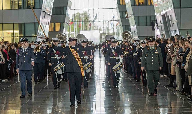 NATO'nun 75'inci kuruluş yıl dönümü törenle kutlandı