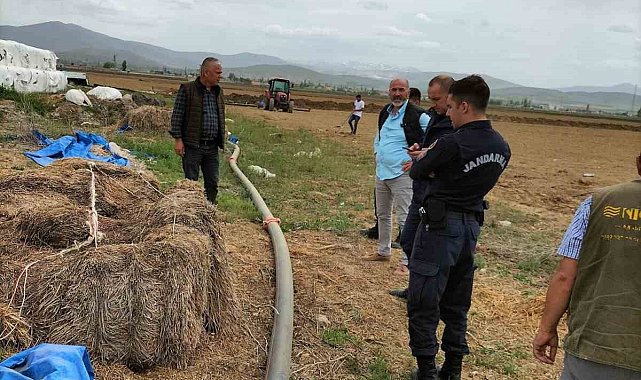 Niğde'de silaj paketleri kimliği belirsiz kişi veya kişilerce kesildi