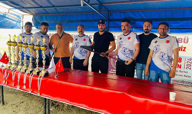 Oltalar birincilik için denize atıldı