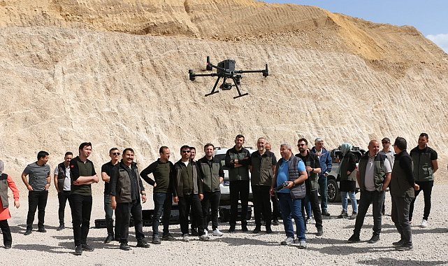 Orman yangınlarıyla mücadele için ormancılara İHA pilot eğitimi verildi