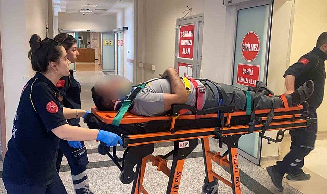 Otomobil ile motosiklet çarpıştı: 2 yaralı