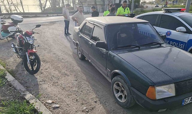 Otomobil motosikletle çarpıştı: 1 yaralı