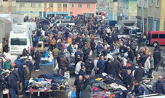 Pazarda bayram yoğunluğu