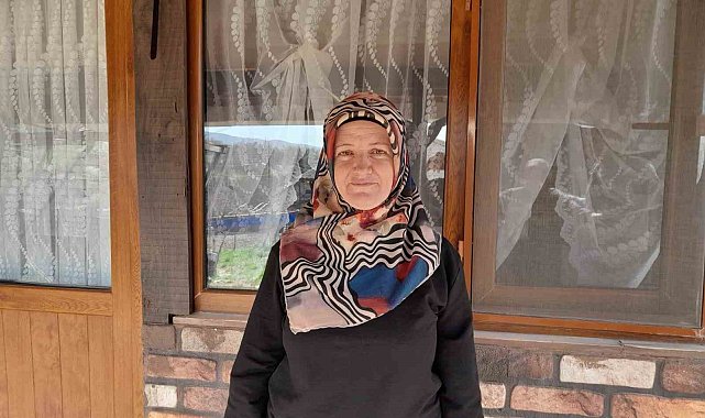 Pazaryeri'nde rakiplerine büyük fark atan kadın muhtar güven tazeledi