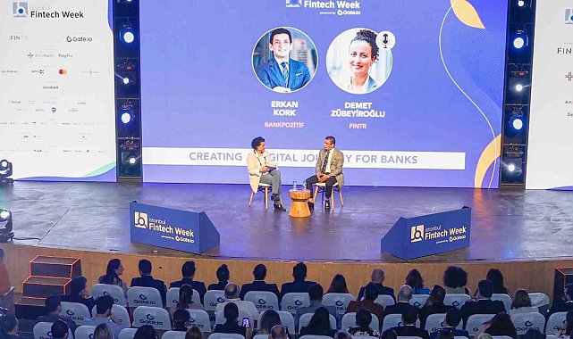 "Blockchain tabanı ile birlikte yapay zekaya önem veren firmalar bayrağı önde tutacak"