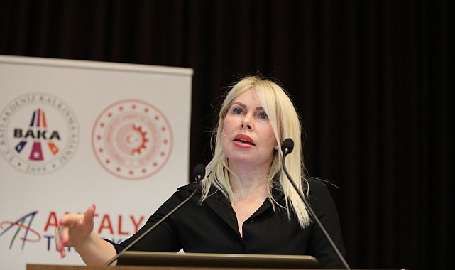 Rektör Özkan: "Yapay zeka vazgeçilmez bir konuma geldi"