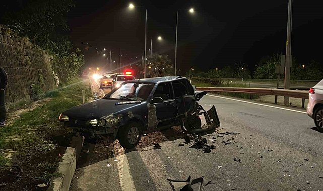 Rize'de 3 araçlı zincirleme kaza: 1'i ağır 2 yaralı
