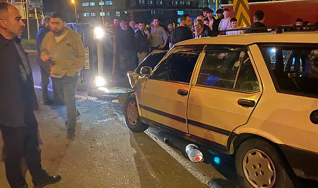 Rize'de iki otomobil kafa kafaya çarpıştı: 7 yaralı