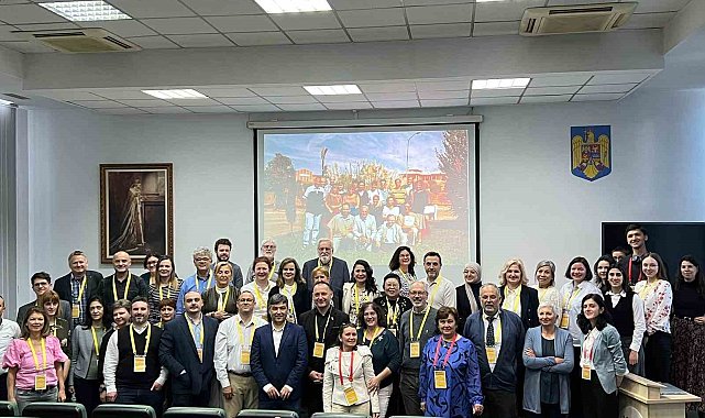 Romanya'da arı ve propolis masaya yatırıldı