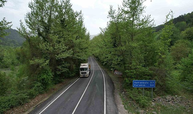 Safranbolu'daki ağaç tüneli hayran bırakıyor