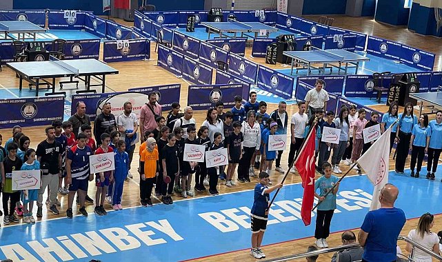 Şahinbey Belediyesi minik masa tenisçilerini ağırladı