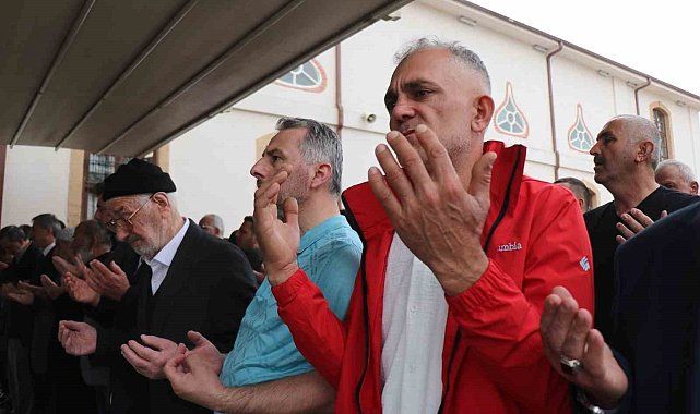 Sakarya'da Hamas liderinin oğulları ve torunları için gıyabi cenaze namazı kılındı