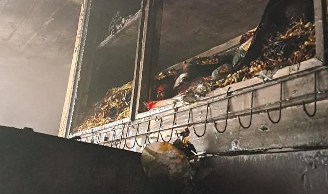 Samandağ'da yanan ev kullanılmaz hale geldi