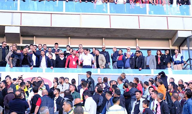 Şampiyonluk umudu kalamayan Eskişehirspor'da başkan taraftarla tartıştı
