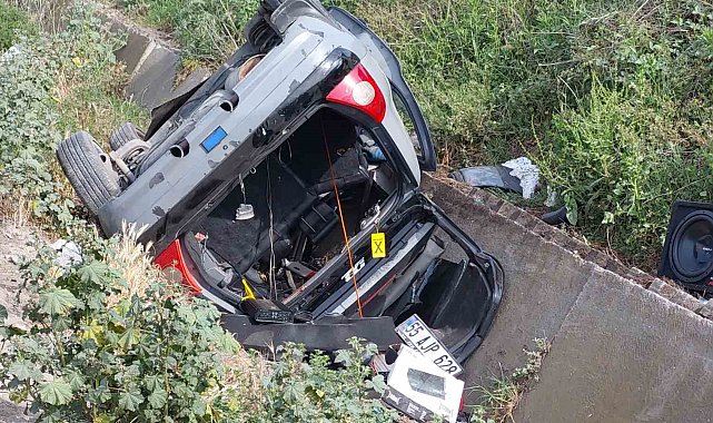 Samsun'da su kanalına devrilen otomobilde 3 kişi yaralandı