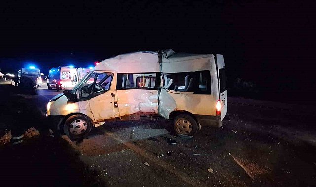 Samsun'da yolcu otobüsü minibüsle çarpıştı: 1 ölü