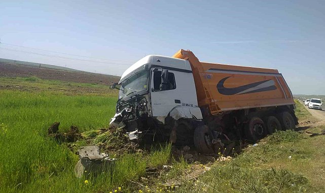 Şanlıurfa'da feci kaza: 1'i polis 4 ölü