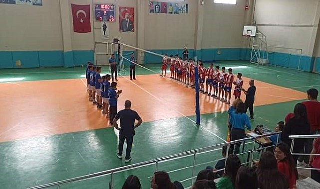Sarıgöl'de liseler arası turnuvalar başladı
