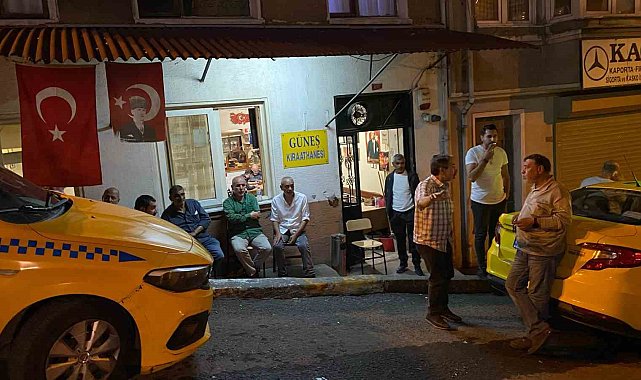 Sarıyer'de taksiciyi defalarca bıçaklayıp yol kenarına atan saldırgan aracı alıp kaçtı