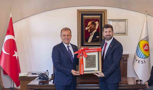 Seçer, ilçe belediye başkanlarına 'hayırlı olsun' ziyaretinde bulundu