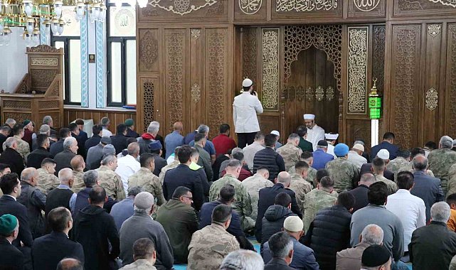 Siirt'te Polis Haftası'nda şehitler için mevlit okutuldu